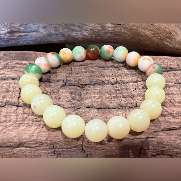 New Lemon Jade & White Jade Bracelet Natural Stone Beaded Stretchy (8mm) - Picture 2 of 5